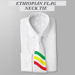 Gravata Etiópia Flag Neck Tie<br><div class="desc">Um laço de pescoço com a bandeira etíope cores em listras onduladas. Na moda e novo design.</div>