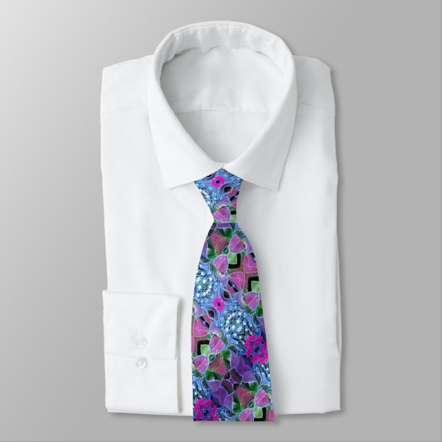 Gravata Flor ultra violeta, de punho masculino (Amarrado)