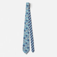 Flores de Azul Moderno e Creme Retroativas Padrão