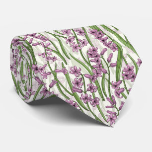 Gravata Flores rosa Hyacinona em branco natural