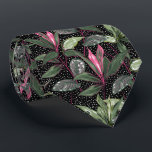 Gravata Flores Tropicais Rosa Quente e Deixa Pontos em Pre<br><div class="desc">Faça uma declaração! Um padrão moderno de flores exóticas, plantas e pontos cor-de-rosa-quente sobre fundo preto, esta gravata de pescoço é legal para o escritório, uma noite na cidade, gravata de casamento, gravata de noivo, gravata de padrinho de casamento ou dar como presente para seu marido, pai, irmão ou melhor...</div>