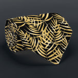 Gravata Folhas de Palmeira Dourada Tropicais Preto<br><div class="desc">Folhas de palmeira douradas tropicais em um fundo preto (ou qualquer cor), esta gravata masculina é legal para o escritório, uma noite na cidade, um casamento, para o noivo ou padrinhos ou dar como presente para o seu marido, pai, irmão ou melhor amigo. Faça uma declaração! Mais designs em nossa...</div>