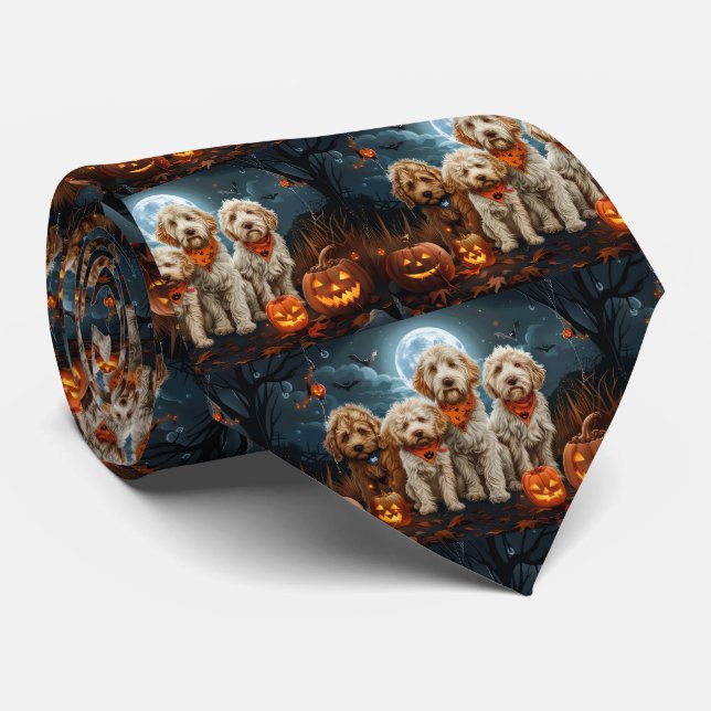 Gravata Goldendoodle Halloween Assustador (Rolled)