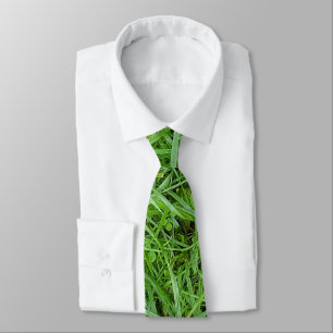 Gravata Grama Verde com gotas de chuva