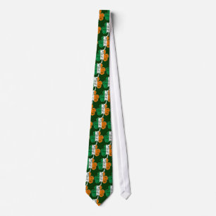 Gravata irlandesa afligida dos trevos da bandeira