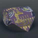 Gravata laço judaico 2 de hanukkah do menorah<br><div class="desc">o laço 2 do menorah para hanukkah faz o presente perfeito para um homem judaico com gosto elegante da forma. Disponível impresso em ambos os lados parte dianteira e parte traseira ou solteiro tomou partido.</div>