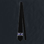 Gravata Linha Azul Fino - Reino Unido<br><div class="desc">"Linha azul fina" é um termo que normalmente se refere ao conceito de polícia como a linha que impede a sociedade de cair no caos violento[1]. O "azul" em "linha azul fina" refere-se à cor azul dos uniformes de muitos departamentos de polícia. Esta é a versão do Reino Unido.</div>
