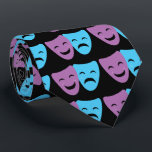 Gravata Máscaras de Drama<br><div class="desc">Este drama mascara a gravata com uma máscara de comédia rindo púrpura com um sorriso e uma máscara de tragédia triste e azul chorando com uma testa! Este teatro clássico mascara design é o presente perfeito para, mas para um ator ou atriz ou para qualquer pessoa que ame drama, Shakespeare...</div>