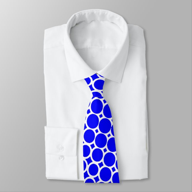 Gravata Meio-tom extremo - Azul em branco (Amarrado)