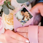 Gravata Melhor pai jamais presente de rosa-filha<br><div class="desc">No dia do seu casamento, lembre-se com seu pai sobre o adorável pequeno que ele já foi dando a ele esta gravata rosa personalizada do pai da noiva que te mostrava, a você, ao seu pai e à sua foto de infância. Alternativamente, surpreendê-lo com este doce gesto como presente de...</div>