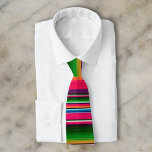 Gravata Mexicano Blanket Fiesta Stripes Coloridas Sarape<br><div class="desc">Este design pode ser personalizado escolhendo a opção Editar Design. Você também pode transferir para outros itens. Entre em contato comigo em colorflowcreations@gmail.com ou use a opção de bate-papo no topo da página se você quiser ter este design em outro produto ou precisar de assistência com este design. Veja mais...</div>