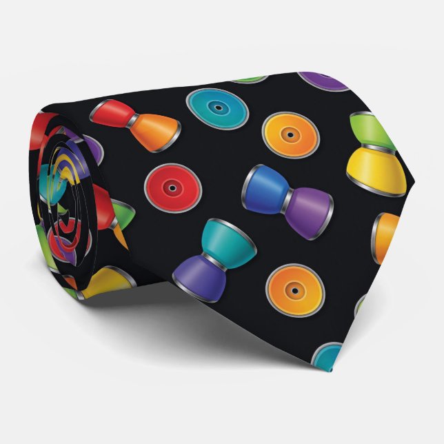 Gravata Moderna com Padrão de Yo-Yo no Pescoço (Rolled)