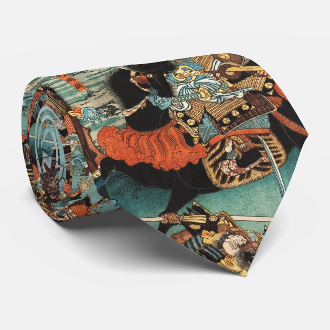 GRAVATA MULHER SAMURAI TOMOE GOZEN HORSEBACK NA BATALHA (Rolled)