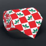 Gravata Novelty checou Holly Christmas<br><div class="desc">Perfeito por mostrar que você está no humor festivo,  esta gravata inteligente faria todos os seus colegas de trabalho sorrirem. Este design tem um fundo vermelho e branco com gráficos Holly. Traga a diversão para a estação festiva.</div>