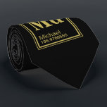 Gravata O elemento de você! Periódico preto conhecido<br><div class="desc">Um preto e um ouro amarram a caracterização de um elemento conhecido feito sob encomenda da mesa periódica para seu ou sua informação dos receptores do presente.</div>