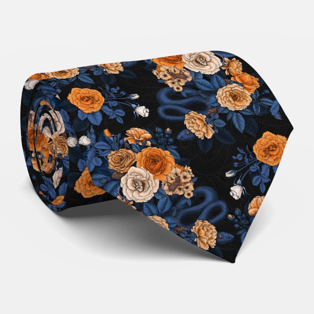 Gravata Oculto nas rosas, laranja e azul (Rolled)