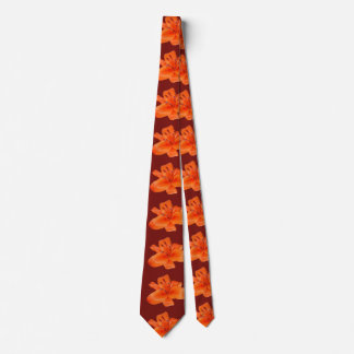 Gravata Orquídeas Laranja no Necktie Maroon