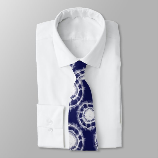 Gravata Padrão de Círculos Shibori Azul e Branco (Amarrado)