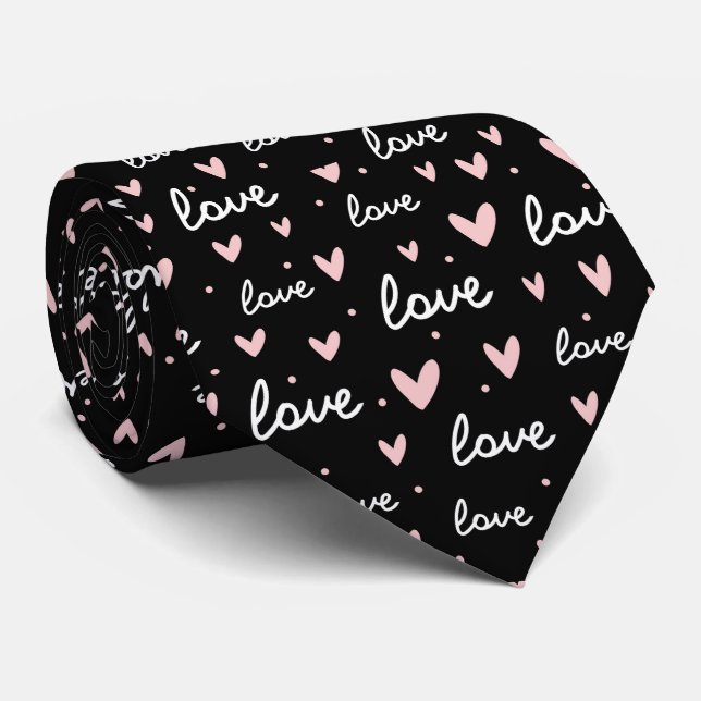 Gravata Padrão de coração rosa doodle fundo preto (Rolled)
