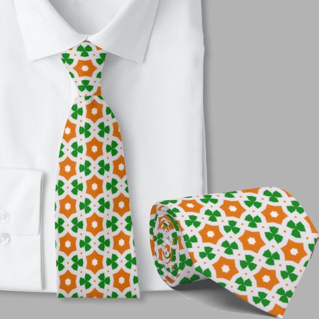 Gravata Padrão Geométrico Verde e Laranja Irlandês  (Criador carregado)