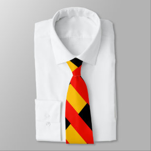 Gravata Padrão preto e vermelho