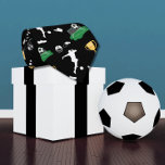Gravata Pai do jogador<br><div class="desc">Um Necktie com futebol,  rede de bola,  assobio,  padrão de capacete,  etc. Esta é uma ideia divertida de presente para um pai de futebol,  marido de futebol e tio de futebol. Você pode apresentar este presente no Dia de os pais ou no aniversário do Pai,  marido ou tio.</div>