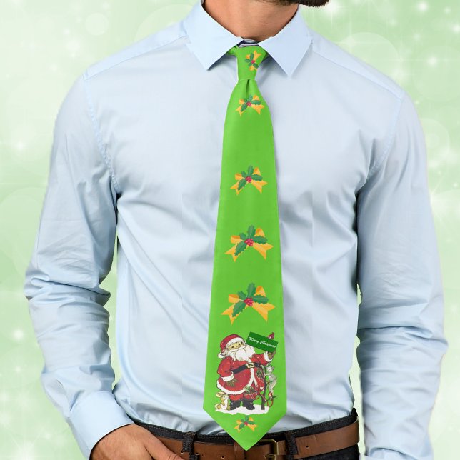 Gravata Papais noeis Holly Arco Feliz Natal (Santa Claus with little animals in snow golden bows with holly leaves on green Christmas neck tie.)