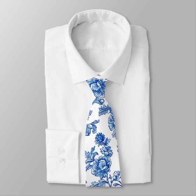 Gravata Peônia Rosa em Chinoiserie Azul e Branco (Amarrado)