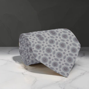 Gravata Pequeno floral branco caído no padrão rural