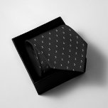 Gravata Preto monograma<br><div class="desc">Arranja-nos a amassada com o nosso colete preto monograma! Sleek e na moda, esta gravata adiciona um toque de sofisticação a qualquer roupa. Personalize com suas iniciais para uma aparência personalizada. Perfeito para casamentos, reuniões de negócios ou qualquer ocasião formal. Elevem seu conjunto sem esforço!</div>