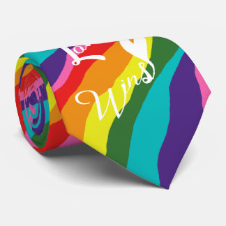 Gravata Rainbow Love vence