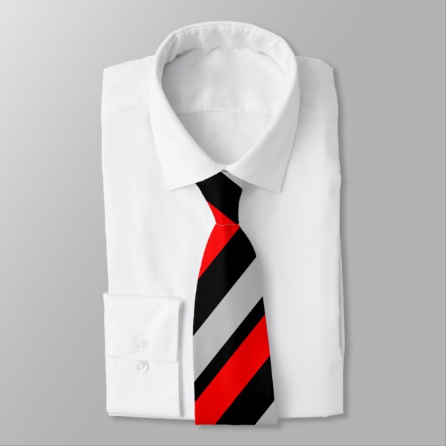 Gravata Red Black and Silver Regional Stripe Tie (Amarrado)
