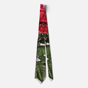Gravata Rosas Vermelhas e Folhas