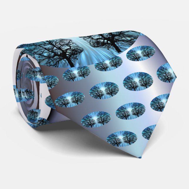 Gravata Rostos em Árvores Parecem Estores Cerebrais (Rolled)