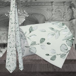 Gravata Sage Green Eucalyptus Greenery Weding<br><div class="desc">Uma gravata verde sage do pescoço do casamento que apresenta verde-aquarela pintada com eucalipto verde num tom verde sagaz sobre um fundo verde sagaz.</div>