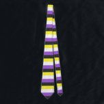 Gravata Sinalizador Não Binário<br><div class="desc">Bei uns findecer du eine einzigartige Kollektion mit moderne, coole und lustige NonBinary Pride Motive. Stöbere durch unsere Vielfalt und finde jetzt Dein passendes Lieblingsteil!</div>