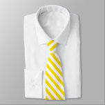 Gravata Tendy Modelo chic branco brilhante<br><div class="desc">Tendy,  Colmeia Nervosa de Modelo Branco Vermelho e Vermelho.</div>