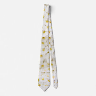 Gravata Teste padrão de flores pequeno branco