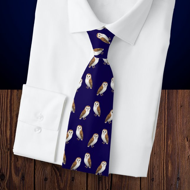 Gravata Testemunhas de Marinho Azul-Padrões de Vida Selvag (A stylish tie with pattern of barn owls on a dark midnight blue background)
