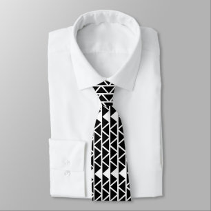 Gravata Triângulos Pretos e Brancos