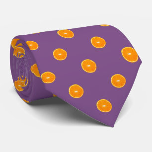 Gravata Trilha Laranja no Fundo Puro
