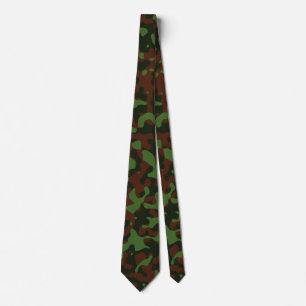 Gravata Verde e Mahogany Camo na Oliva Escura
