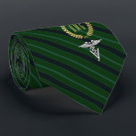 Gravata Verde Monogrammed profissional veterinário<br><div class="desc">Um laço personalizado listrado verde costurou aos profissionais veterinários.</div>