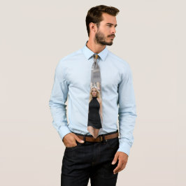 Gravata Woman in black