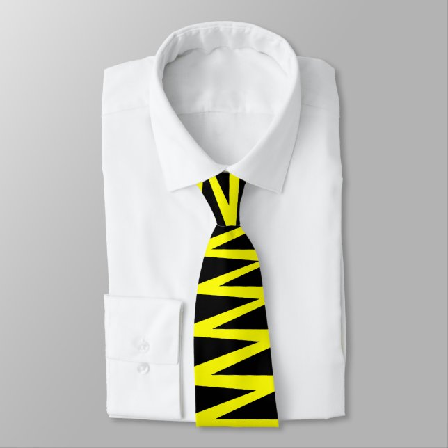 Gravata Zigzag - Amarelo em preto (Amarrado)