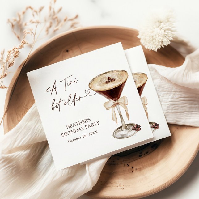 Guardanapo De Papel A Tini Bit Older Birthday Party Welcome Sign (Criador carregado)