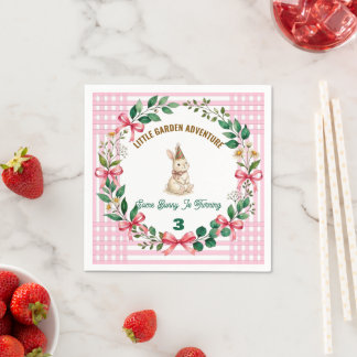 Guardanapo De Papel Algum Coelhinho Está Fazendo Aniversário Coelhinho