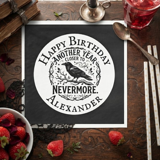 Guardanapo De Papel Aniversário Corvo Preto Gótico Nevermore (Poe-themed black napkin with raven design and quote for birthday party.)