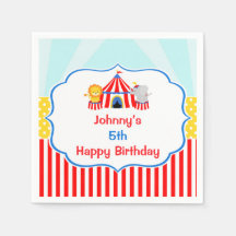 Aniversário do Grande Carnaval em Vermelho