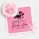 Guardanapo De Papel Aniversário Tropical do Flamingo Flamingo<br><div class="desc">Festa como uma estrela do rebanho no seu aniversário com estes guardanapos festivos e divertidos com tipografia negra com um flamingo segurando um cocktail num fundo rosa-quente. Perfeito para a praia e festas de aniversário adultas com temas tropicais.</div>